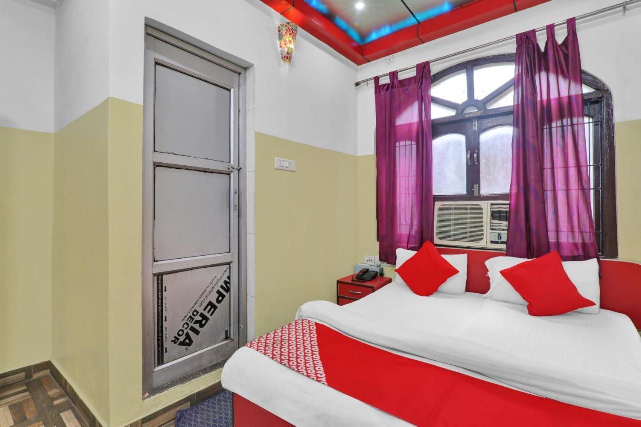 Oyo 82407 K Shree Guest House فاراناسي المظهر الخارجي الصورة